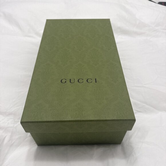 Gucci San Andres Men\'s Oatmeal Suede Loafers New & Authentic size 8.5 US size 9